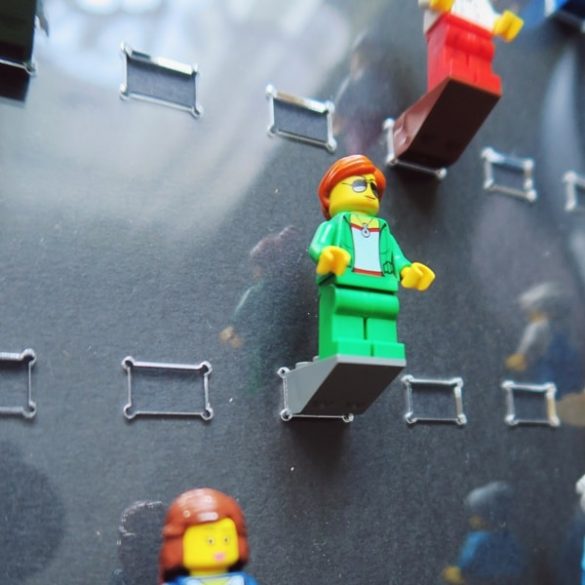 Ramka z pleksą na figurki LEGO