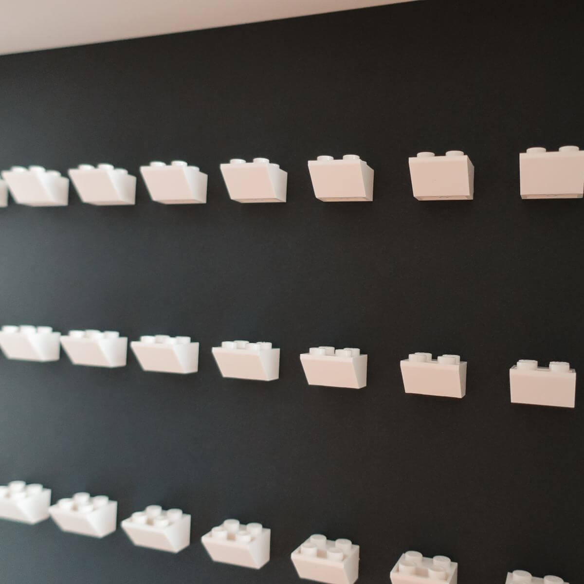 Klasyczna ramka na 32 minifigurki z klocków LEGO