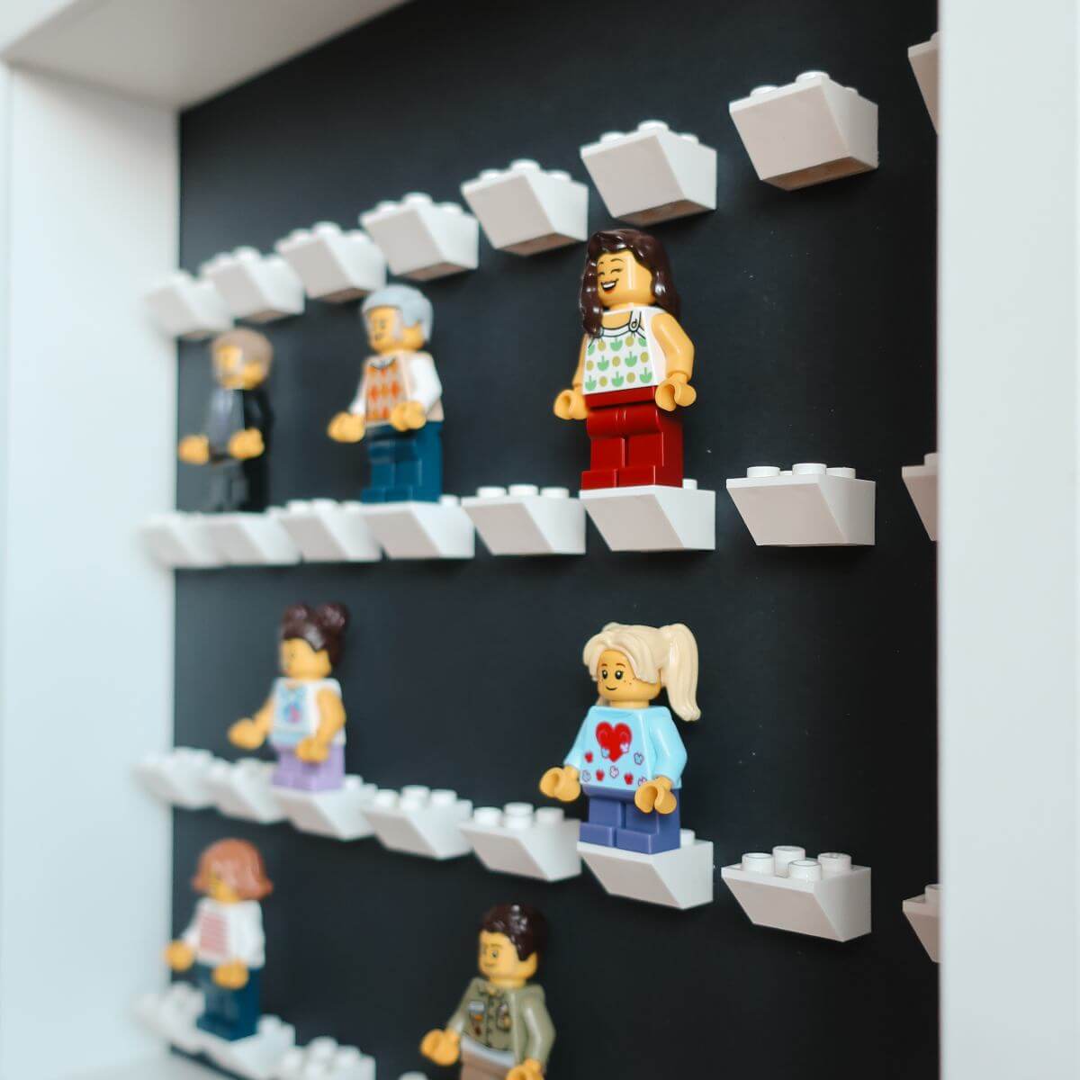 Klasyczna ramka na 32 minifigurki z klocków LEGO