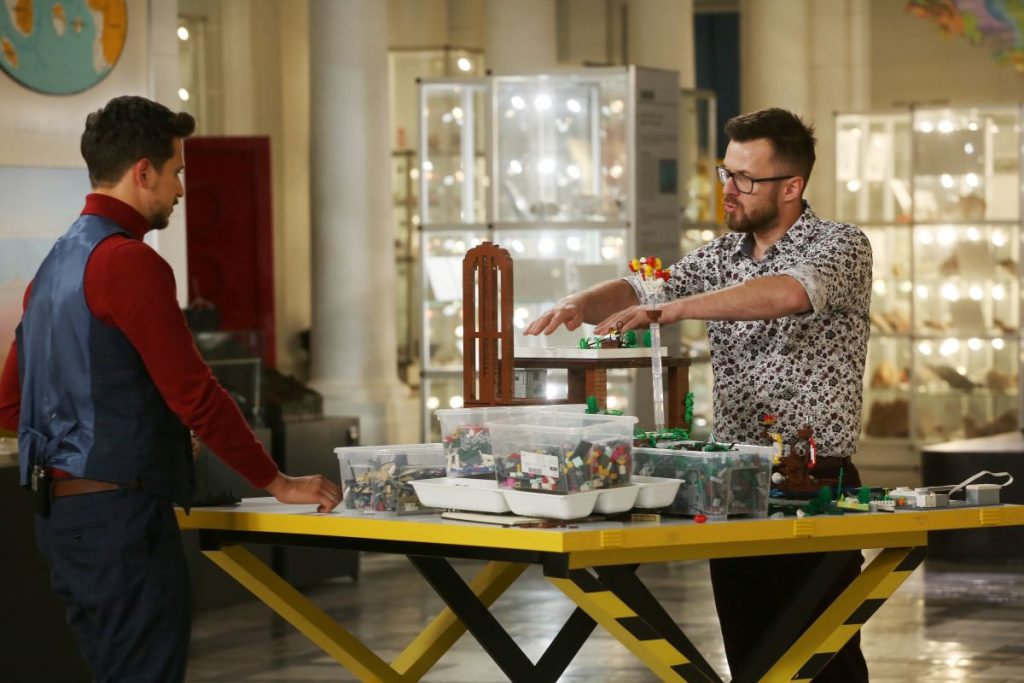 Patryk i Norbert z LEGO Masters Kierunek Polska podczas finałowych zmagań, fot. TVN