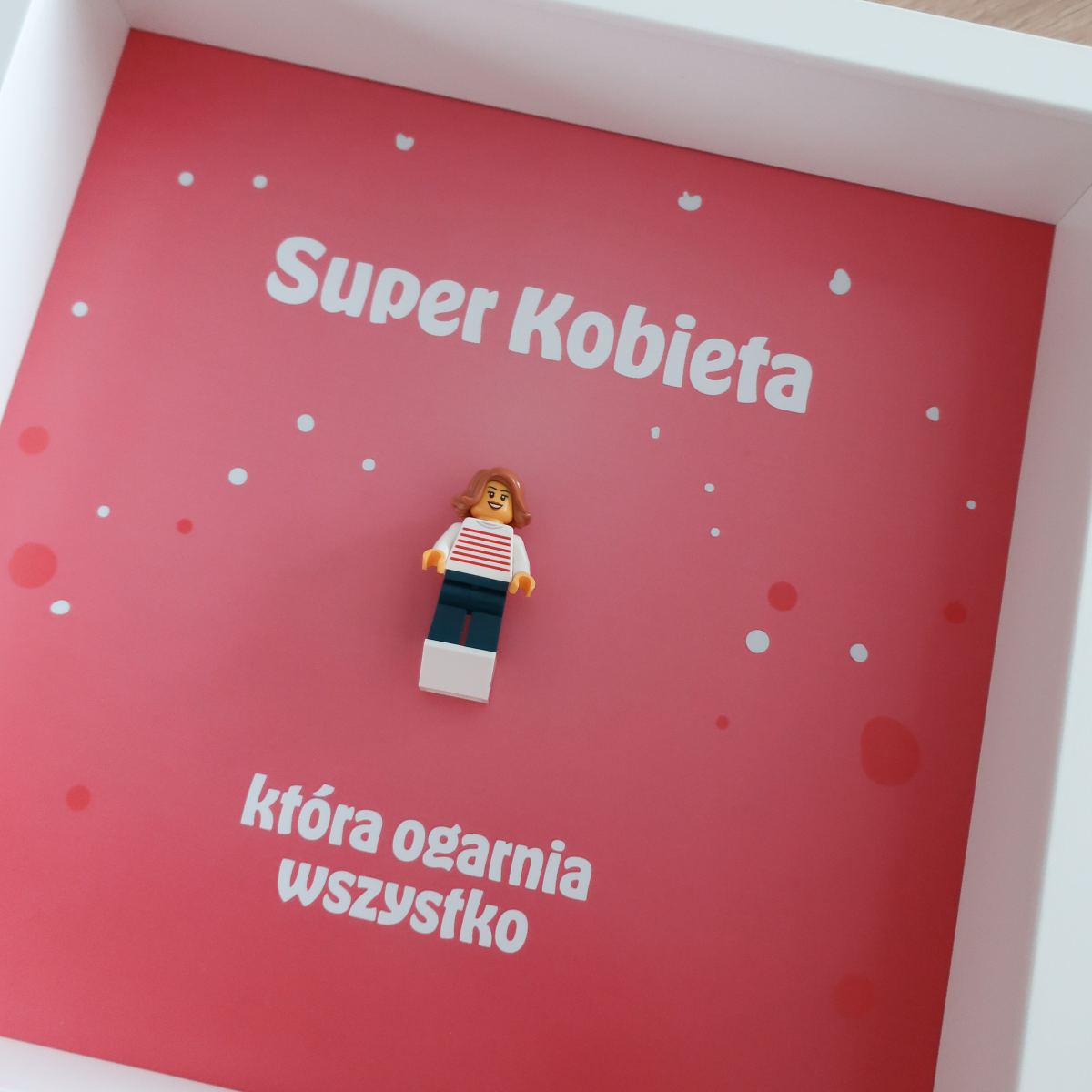 Ramka dla drugiej połówki z minifigurką – Super Kobieta